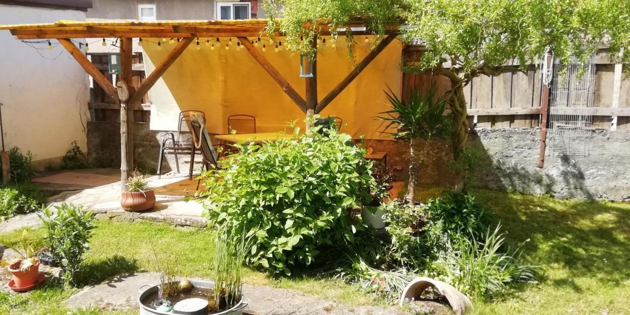 Vip-Zelten Im Garten - Camping Weischlitz Buitenkant foto